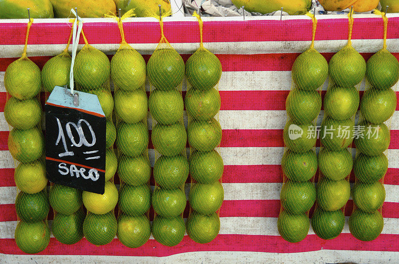 袋装莱姆巴西水果市场里约热内卢de Janeiro的价格
